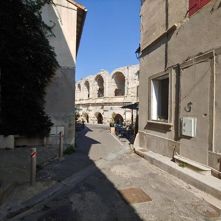 Charmante maison arlésienne à l'ombre des Arènes, de 2 à 5p Exterior foto