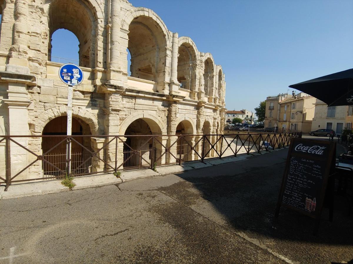 Charmante maison arlésienne à l'ombre des Arènes, de 2 à 5p Exterior foto