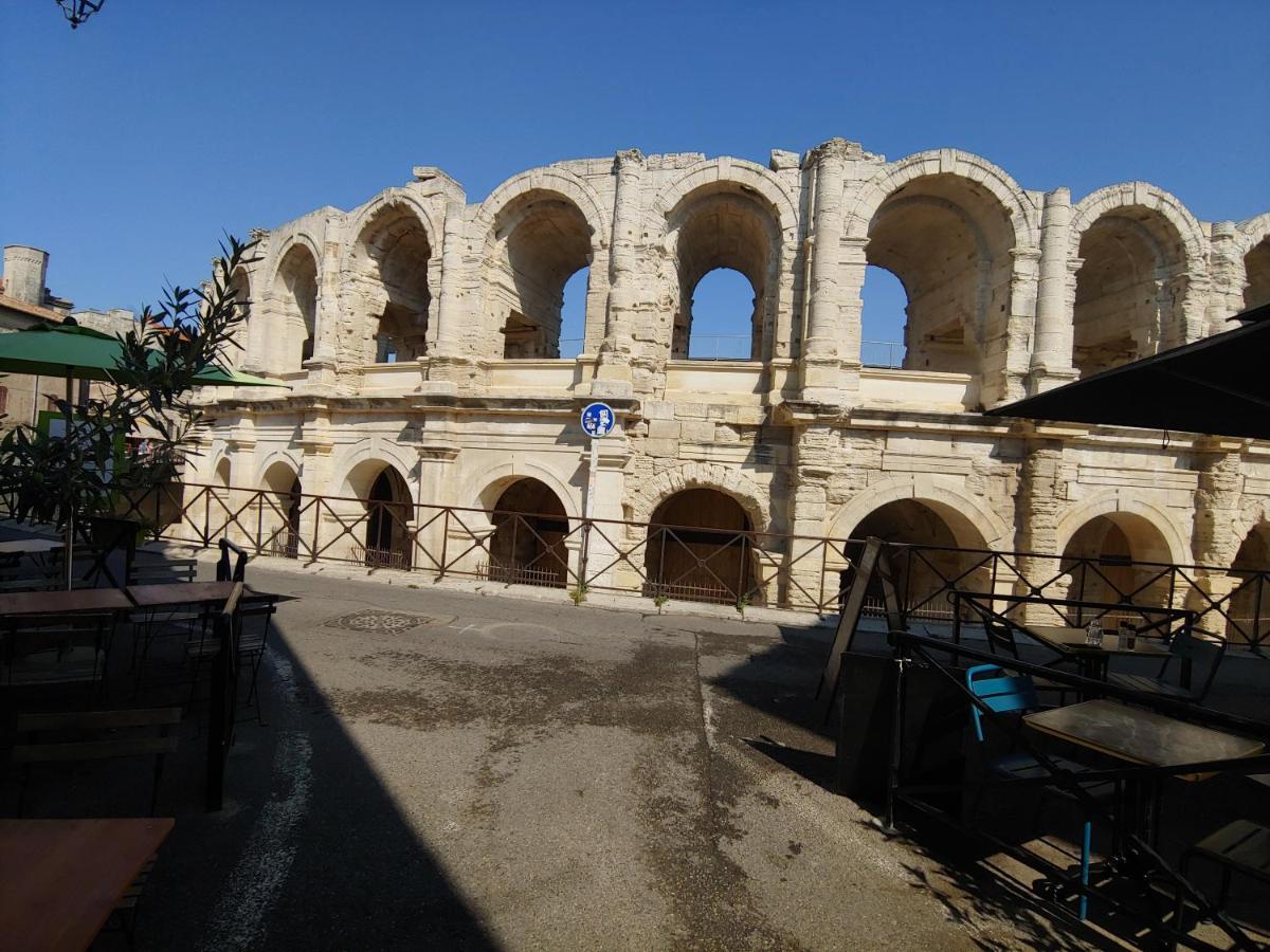 Charmante maison arlésienne à l'ombre des Arènes, de 2 à 5p Exterior foto